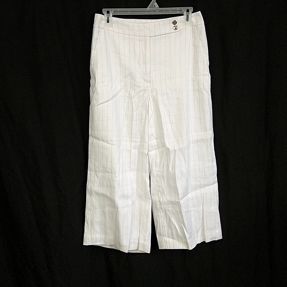 White House Black Market White Pinstripe Crop Wide Leg Pants Coastal Resort sz 4